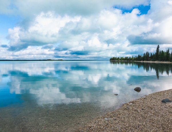 places to visit in manitoba summer